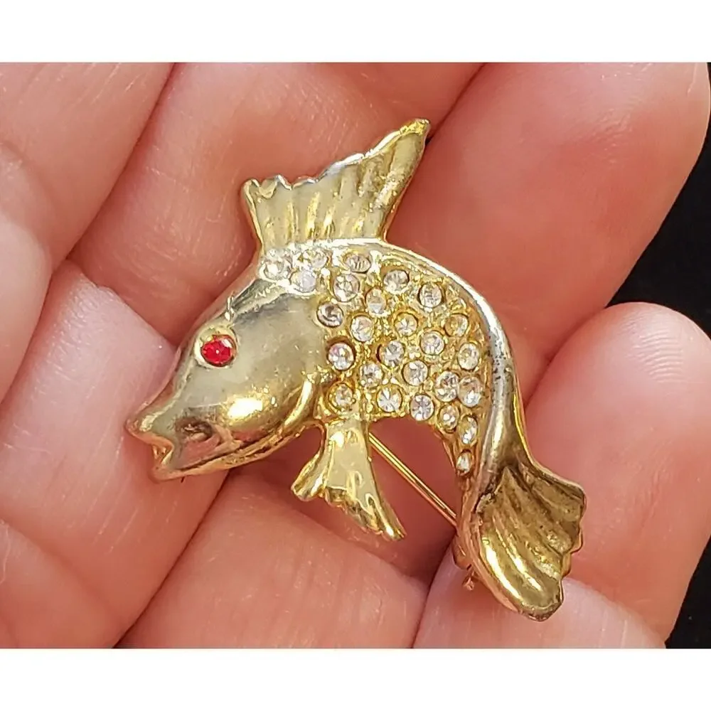 Rhinestone fish Brooch Pin Sparkly Marine‎ Life Gold-tone Vintage ab1-44